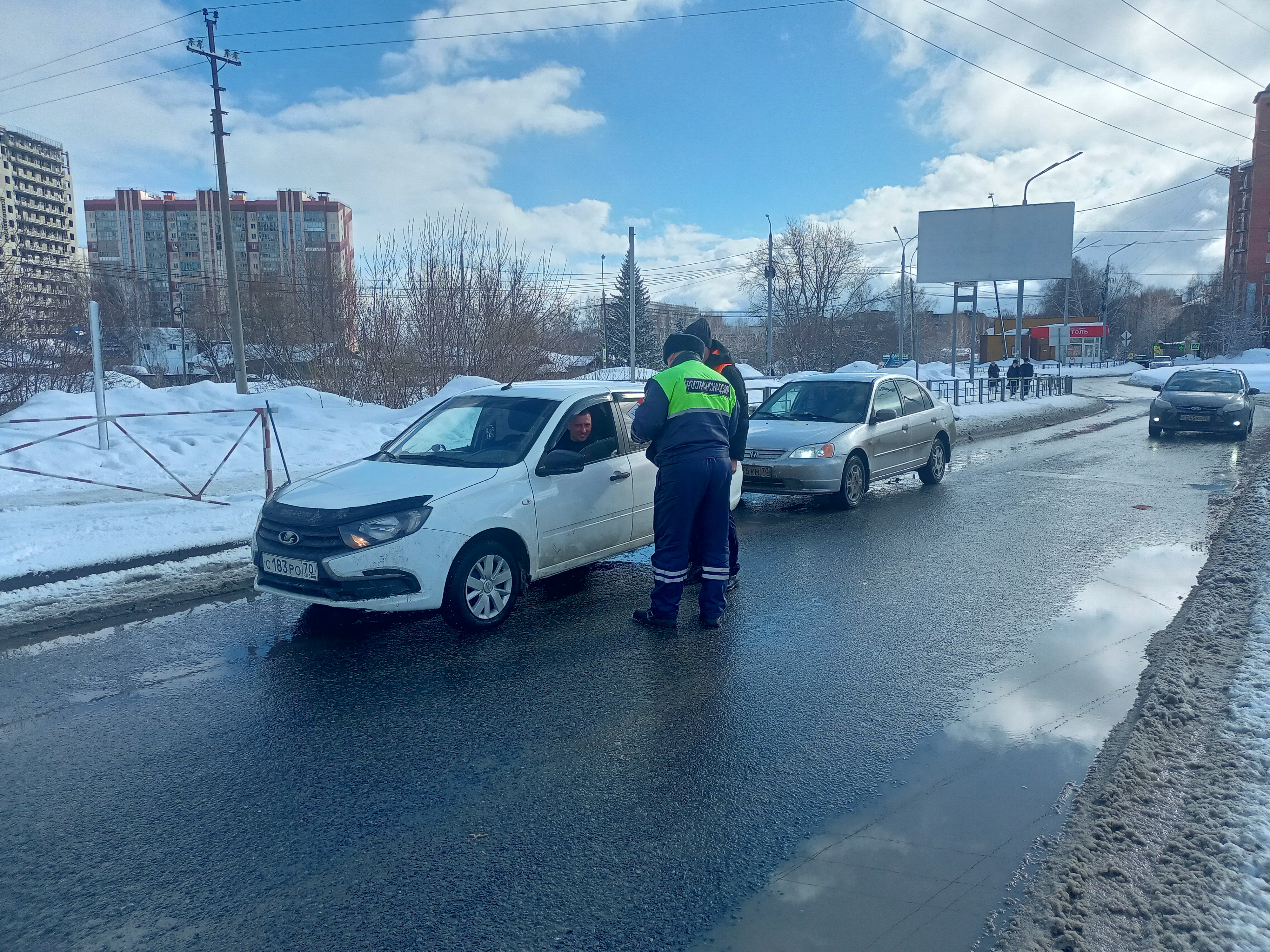 Акция «Осторожно, переезд»!
